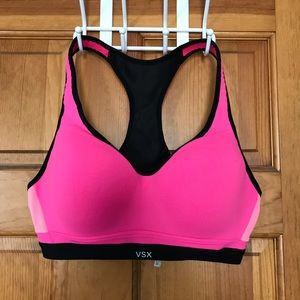 Victoria’s Secret sports bra size 36 C